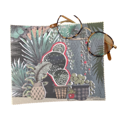 Cactus lens cloth